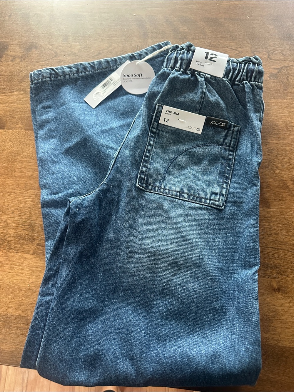Joe's Jeans Men’s Relaxed Blue Denim Jeans with Elastic Waist